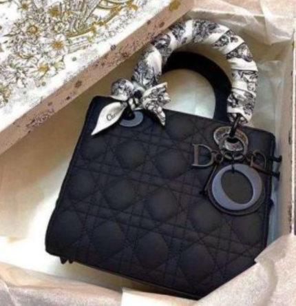 Fashion Product P000721