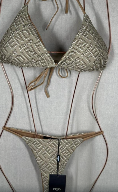 Fashion Product P000777