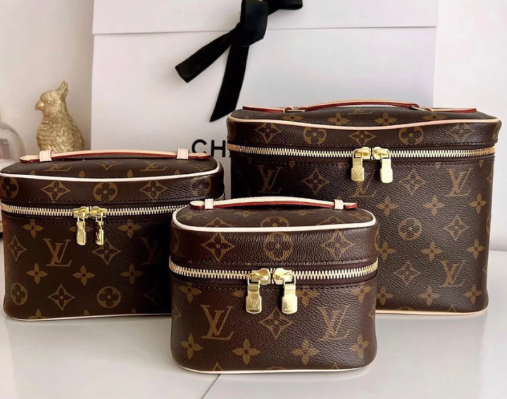 Fashion Product P000279
