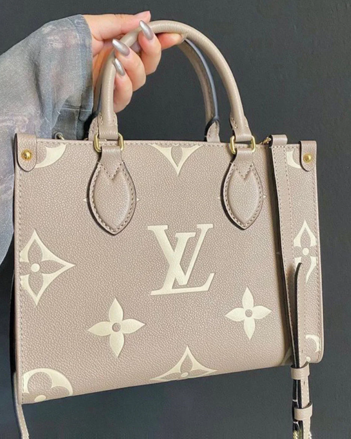 Fashion Product P000417