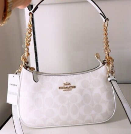 Fashion Product P001021