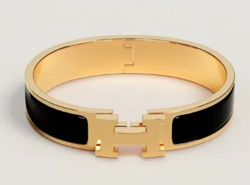 Fashion Product P000327
